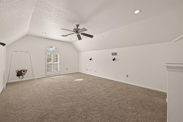 614 Nautilus Street, Crosby, TX 77532