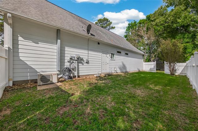 614 Nautilus Street, Crosby, TX 77532