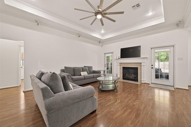 614 Nautilus Street, Crosby, TX 77532