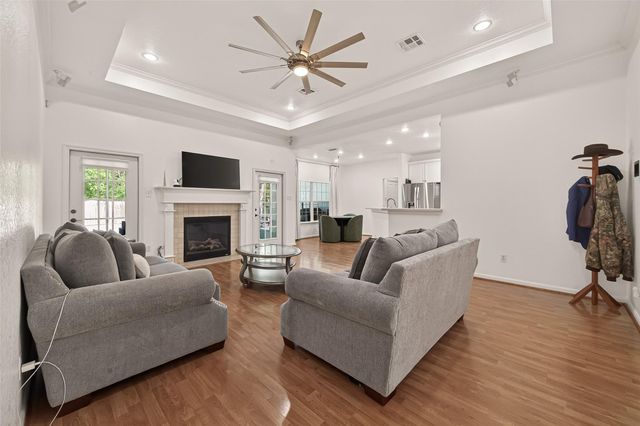 614 Nautilus Street, Crosby, TX 77532