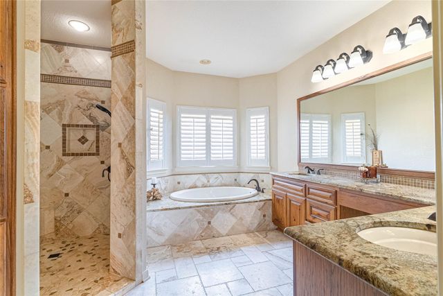 3309 Brasada LN, Marble Falls, TX 78654