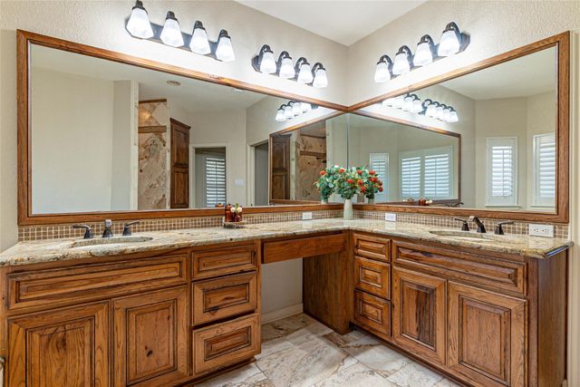 3309 Brasada LN, Marble Falls, TX 78654