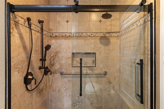 3309 Brasada LN, Marble Falls, TX 78654