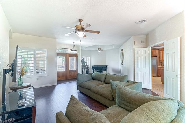 3309 Brasada LN, Marble Falls, TX 78654