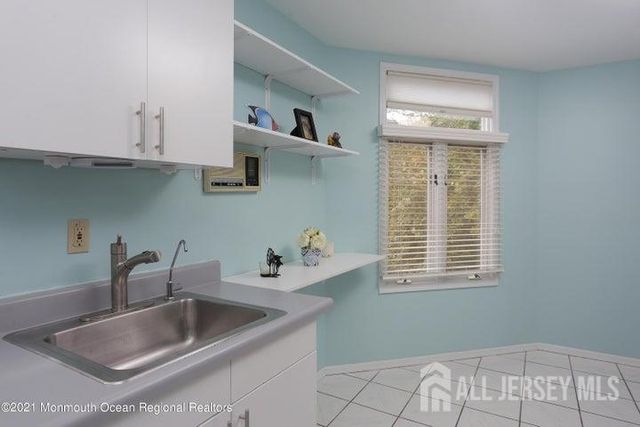 100 1st Street 11, Keyport, NJ 07735