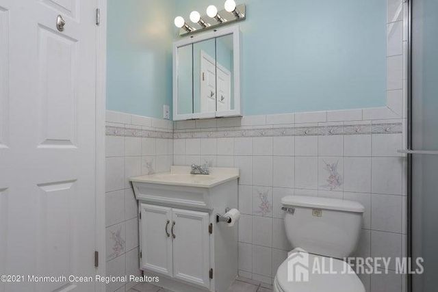 100 1st Street 11, Keyport, NJ 07735