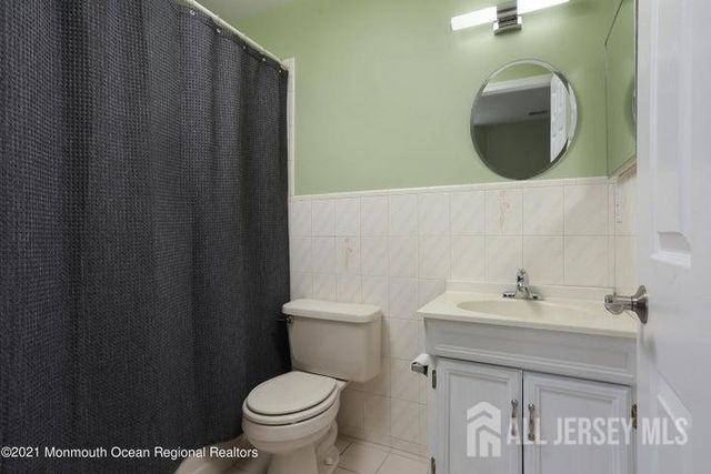 100 1st Street 11, Keyport, NJ 07735