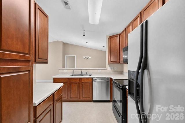 11232 Hyde Pointe Court, Charlotte, NC 28262