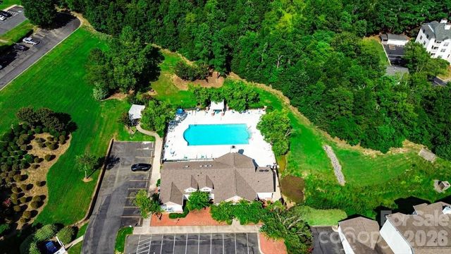 11232 Hyde Pointe Court, Charlotte, NC 28262