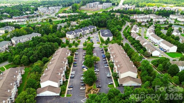 11232 Hyde Pointe Court, Charlotte, NC 28262