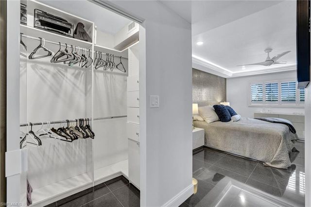 555 Park Shore DR # B503, Naples, FL 34103