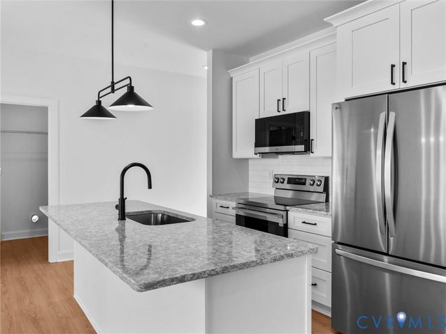 5500 Hemlock Rd, Quinton, VA 23141