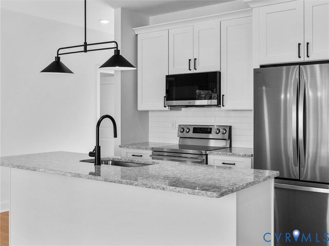 5500 Hemlock Rd, Quinton, VA 23141