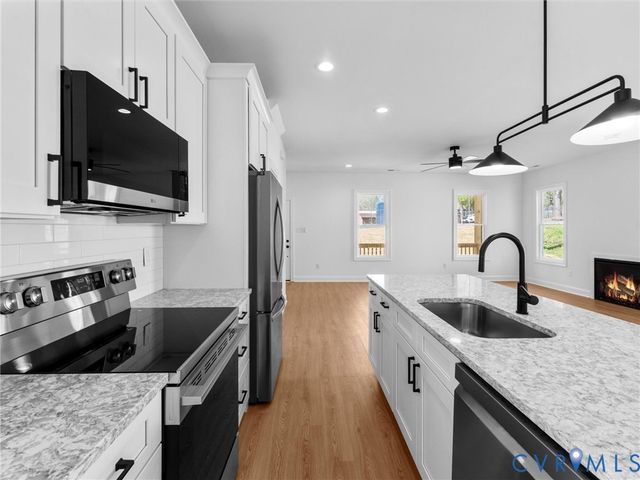 5500 Hemlock Rd, Quinton, VA 23141