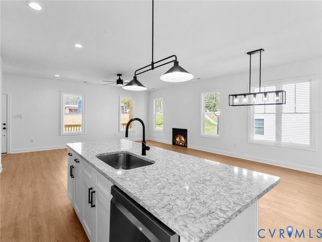 5500 Hemlock Rd, Quinton, VA 23141