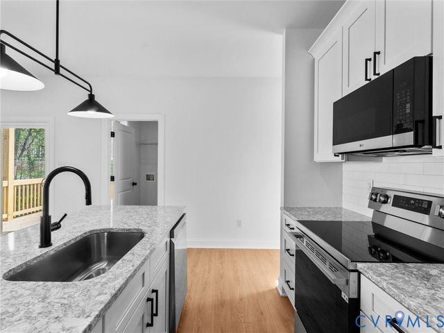 5500 Hemlock Rd, Quinton, VA 23141