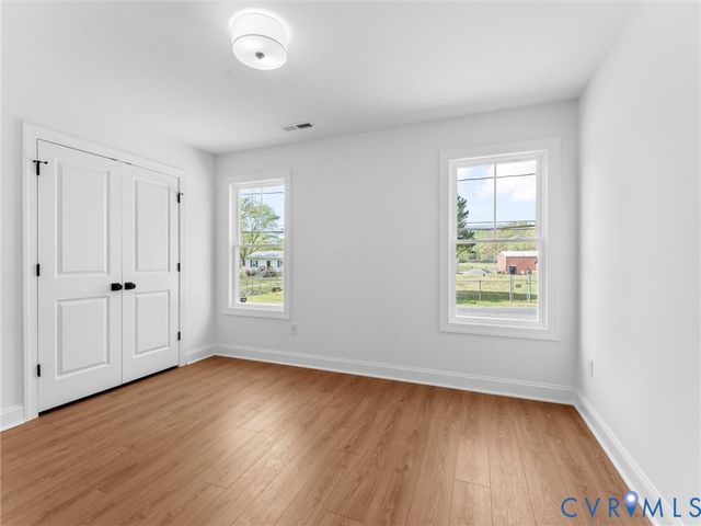 5500 Hemlock Rd, Quinton, VA 23141