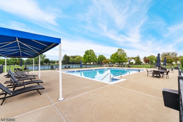 29 Stafford Ln, White Twp., NJ 07823