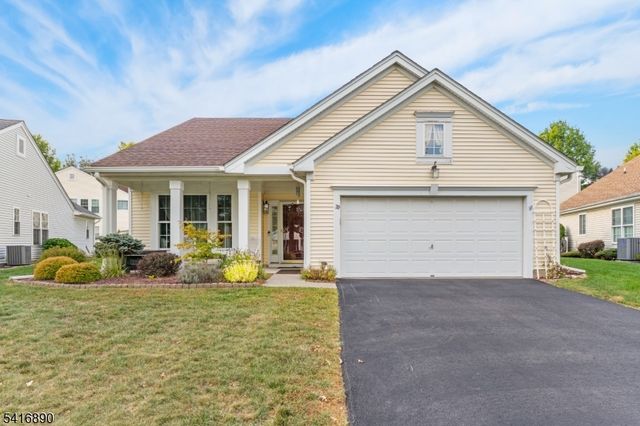 29 Stafford Ln, White Twp., NJ 07823