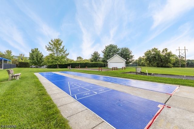 29 Stafford Ln, White Twp., NJ 07823