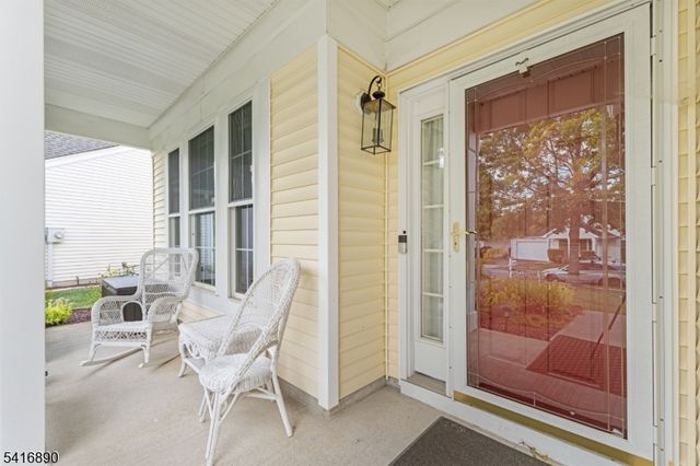 29 Stafford Ln, White Twp., NJ 07823