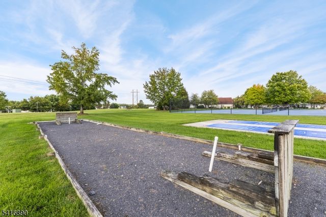 29 Stafford Ln, White Twp., NJ 07823