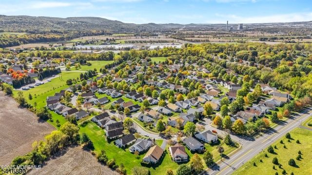 29 Stafford Ln, White Twp., NJ 07823