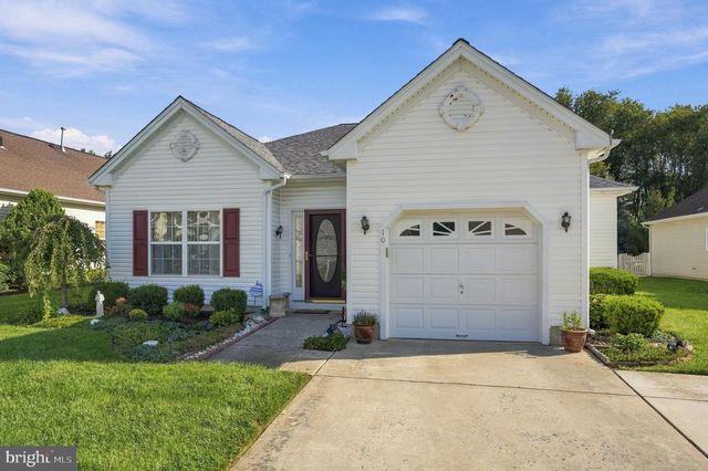 10 JUNE ANN DR, Clayton, NJ 08312