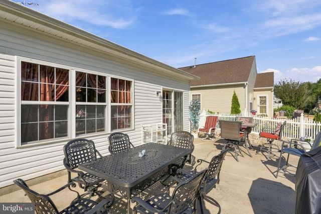 10 JUNE ANN DR, Clayton, NJ 08312
