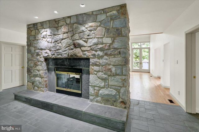 8 WYNDHAM HILL DR, Reading, PA 19606