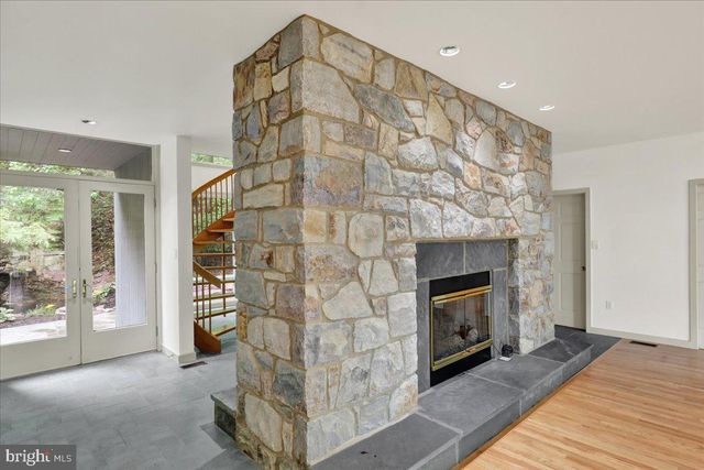 8 WYNDHAM HILL DR, Reading, PA 19606