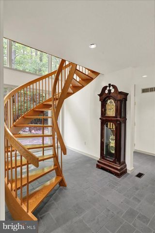 8 WYNDHAM HILL DR, Reading, PA 19606