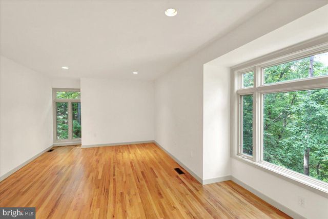 8 WYNDHAM HILL DR, Reading, PA 19606
