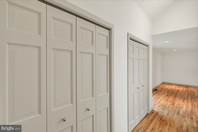 8 WYNDHAM HILL DR, Reading, PA 19606