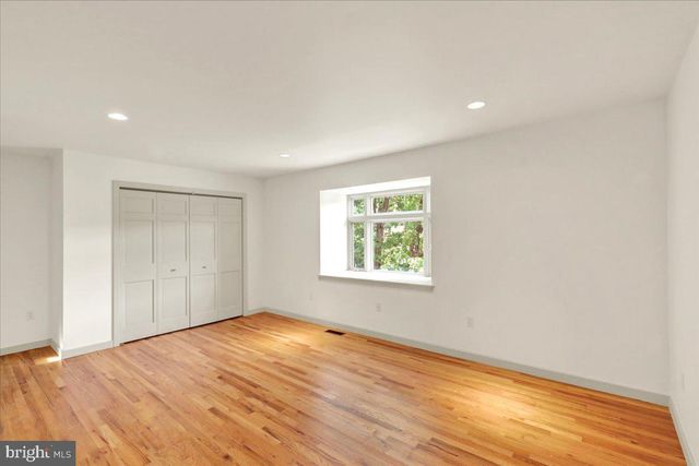 8 WYNDHAM HILL DR, Reading, PA 19606