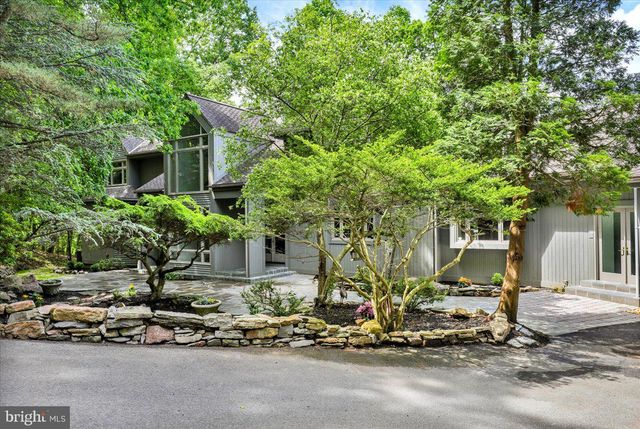 8 WYNDHAM HILL DR, Reading, PA 19606