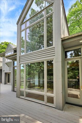 8 WYNDHAM HILL DR, Reading, PA 19606