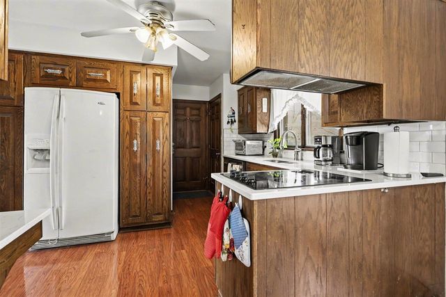 55835 Davis Lane, Dowagiac, MI 49047