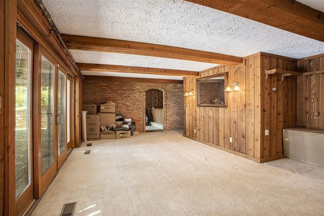 55835 Davis Lane, Dowagiac, MI 49047