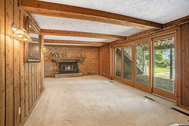 55835 Davis Lane, Dowagiac, MI 49047