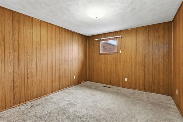 55835 Davis Lane, Dowagiac, MI 49047