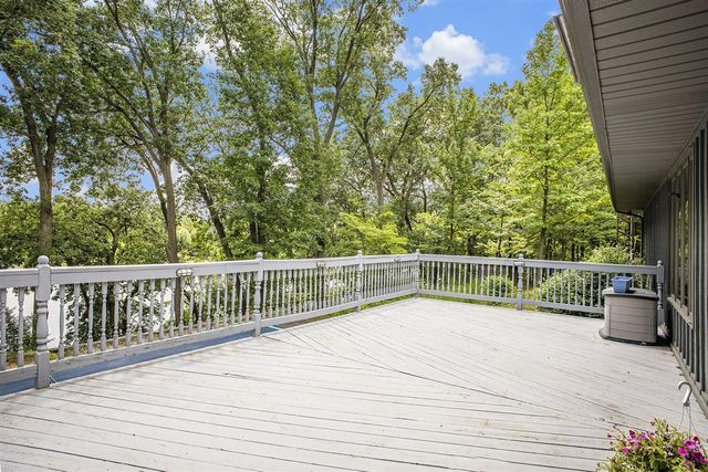 55835 Davis Lane, Dowagiac, MI 49047