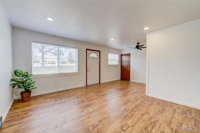 3406 Saint Thomas More Place, Bel Ridge, MO 63121