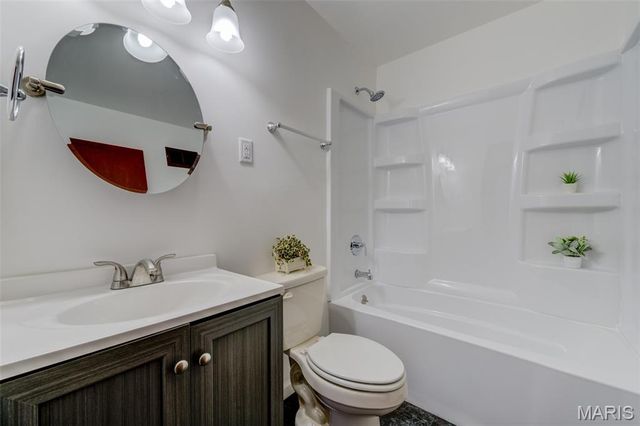 3406 Saint Thomas More Place, Bel Ridge, MO 63121