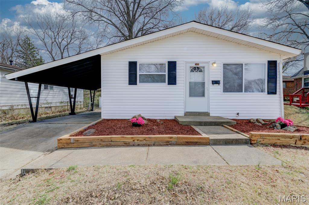 3406 Saint Thomas More Place, Bel Ridge, MO 63121