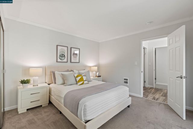 590 El Dorado Ave 214, Oakland, CA 94611