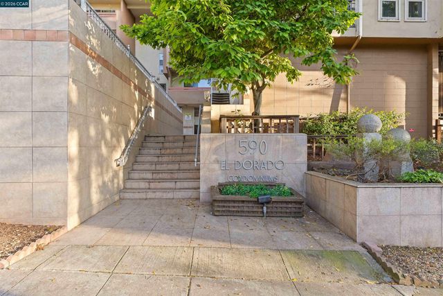 590 El Dorado Ave 214, Oakland, CA 94611