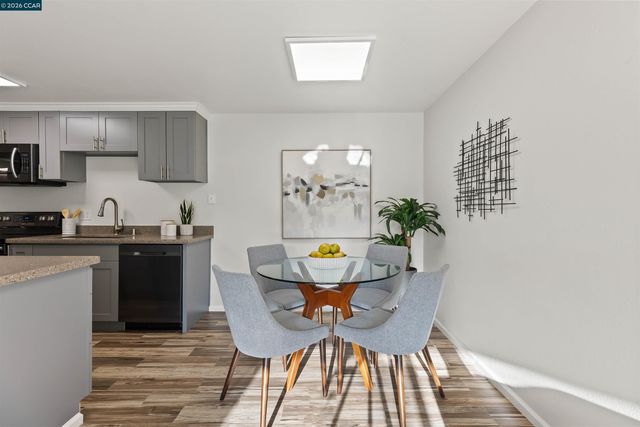 590 El Dorado Ave 214, Oakland, CA 94611