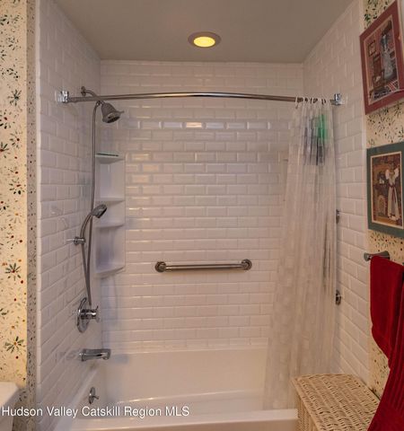 363 Ivy Trail, Rhinebeck, NY 12572