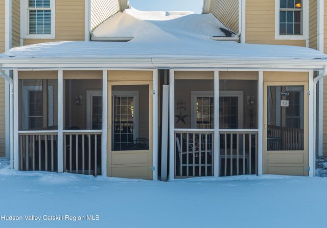 363 Ivy Trail, Rhinebeck, NY 12572